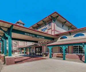 Photo 2 - Comfort Inn Sedalia Station