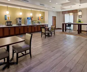 Photo 4 - Best Western Plus Spring Inn & Suites