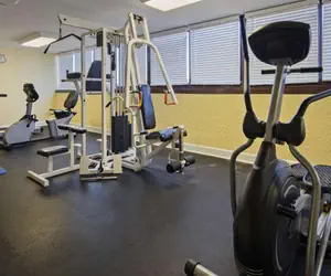 Photo 5 - Best Western Ocean Sands Beach Resort