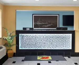 Photo 2 - Super 8 by Wyndham Whites Creek/ Nashville NW Area