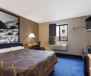 Photo 5 - Super 8 by Wyndham Helena