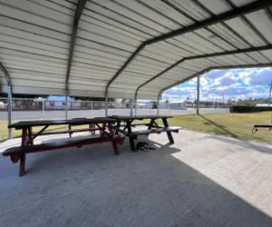 Photo 2 - Jameson Inn and Suites Hazelhurst