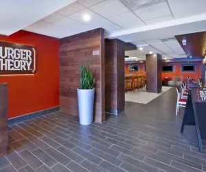 Photo 4 - Holiday Inn Columbus Dwtn-Capitol Square, an IHG Hotel