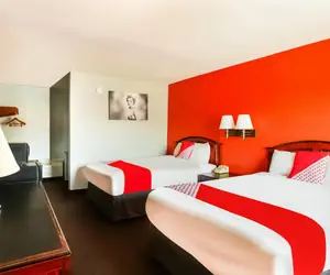 Photo 4 - OYO Hotel Texarkana North Heights AR Hwy I-30