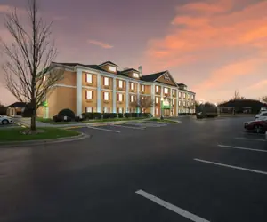 Photo 2 - Quality Inn Alcoa Knoxville