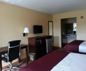 Photo 2 - Americas Best Value Inn Bryant