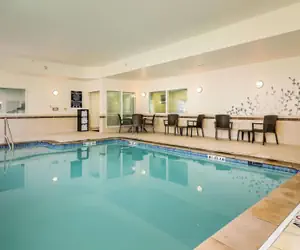 Photo 3 - Sleep Inn & Suites - Fort Scott