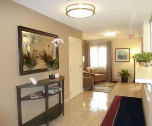 Photo 2 - Sonesta Simply Suites Chicago Libertyville