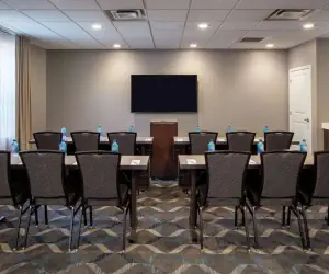 Photo 4 - Sonesta ES Suites Fairfax Fair Lakes