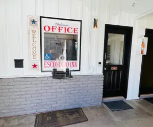 Photo 3 - Escondido Inn