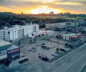 Photo 3 - Aggieland Boutique Hotel