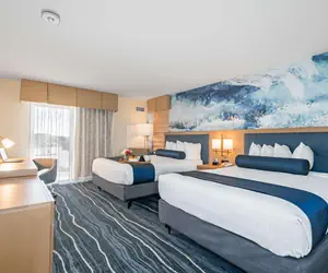 Photo 3 - Best Western Plus Marina Gateway Hotel