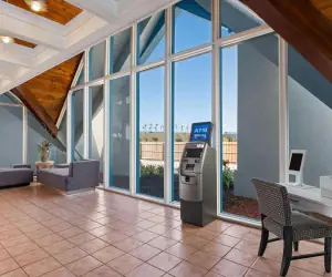 Photo 5 - Baymont by Wyndham Daytona Beach - Intl Speedway