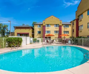 Photo 3 - Super 8 by Wyndham Mesa Gilbert