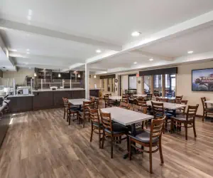 Photo 3 - Best Western Town & Country Lodge