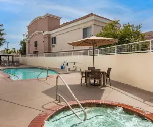 Photo 2 - Best Western Town & Country Lodge