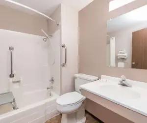 Photo 5 - Glendive Lodge