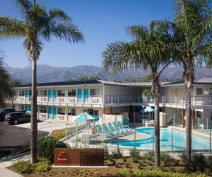 Photo 4 - Motel 6-Santa Barbara, CA - Beach