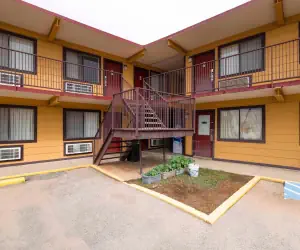 Photo 4 - Oyo Hotel Odessa TX, East Business 20