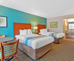 Photo 4 - Best Western Hendersonville Inn