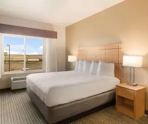 Photo 3 - Best Western Shelby Inn & Suites