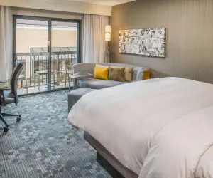 Photo 5 - Sonesta Select Seattle Bellevue Redmond