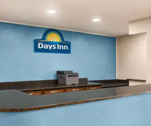 Photo 3 - Days Inn by Wyndham Demopolis