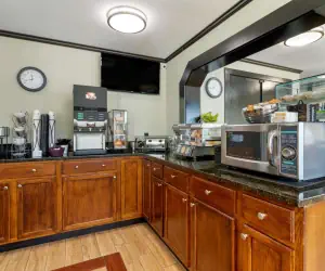 Photo 3 - Best Western Smoky Mountain Inn