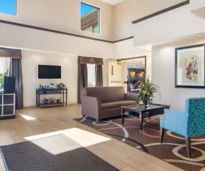 Photo 5 - Best Western Dutch Valley Inn