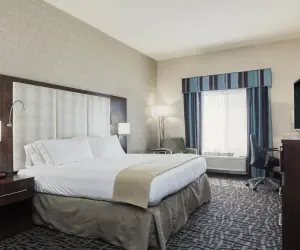 Photo 5 - Holiday Inn Express & Suites Eureka, an IHG Hotel