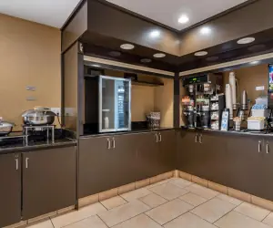 Photo 3 - Best Western Plus Garden Court Inn