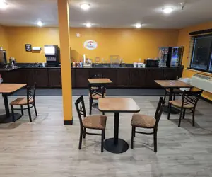 Photo 3 - Super 8 by Wyndham Rawlins Wyoming