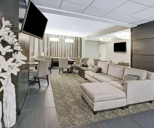 Photo 2 - Wingate by Wyndham Richardson