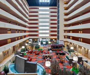 Photo 4 - University Plaza Hotel and Convention Center Springfield