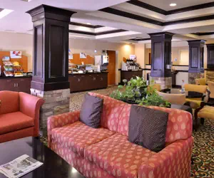 Photo 2 - Holiday Inn Express Hotel & Suites Lincoln, an IHG Hotel