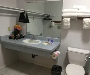 Photo 3 - Oceanview Motel - Huntington Beach