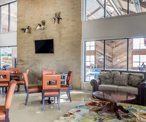 Photo 5 - Quality Inn & Suites Stuttgart North