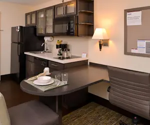 Photo 5 - Candlewood Suites Bloomington, an IHG Hotel