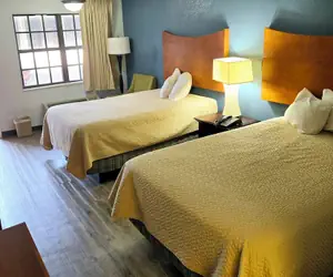 Photo 5 - Best Price Motel and Suites