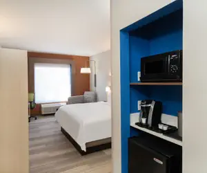 Photo 4 - Holiday Inn Express Hotel & Suites Magee, an IHG Hotel