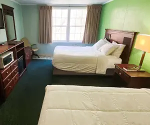 Photo 2 - Knights Inn Lake City