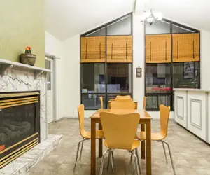 Photo 5 - Super 8 by Wyndham Wells