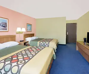 Photo 5 - Super 8 by Wyndham Sturgeon Bay