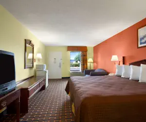 Photo 3 - Days Inn by Wyndham Richburg