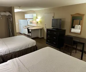 Photo 4 - Red Roof Inn Southfield