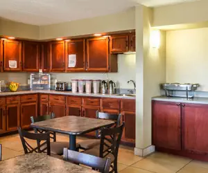 Photo 2 - Rodeway Inn