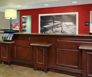 Photo 2 - Hampton Inn & Suites Florence-Downtown