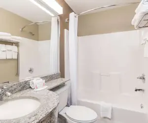 Photo 3 - Microtel Inn & Suites by Wyndham Dickinson