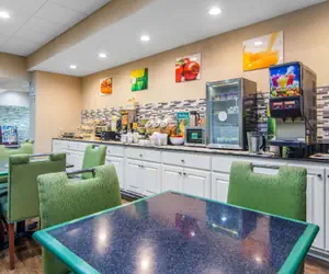 Photo 5 - Quality Inn & Suites Union City - Atlanta South