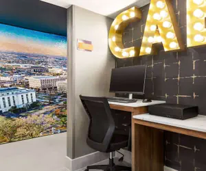 Photo 2 - La Quinta Inn by Wyndham Columbia NE/Fort Jackson